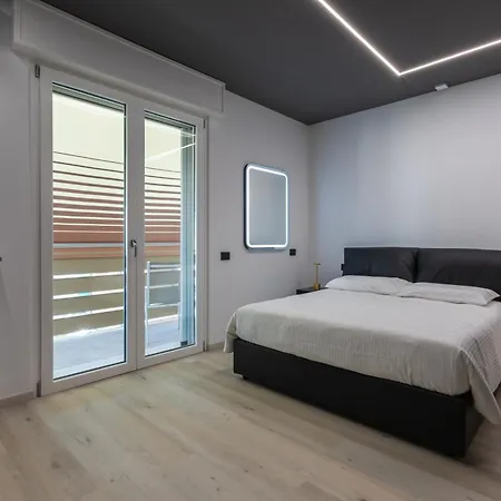 Guest house Borgo Roma Luxury & *