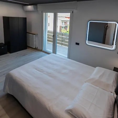 Modern Apartment - Borgo Roma 4*