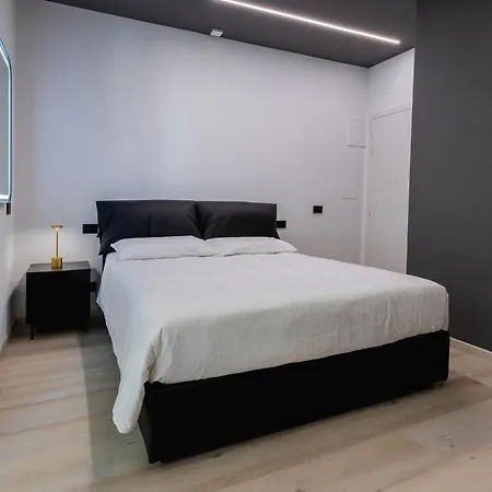 ゲストハウス Modern Apartment - Borgo Roma