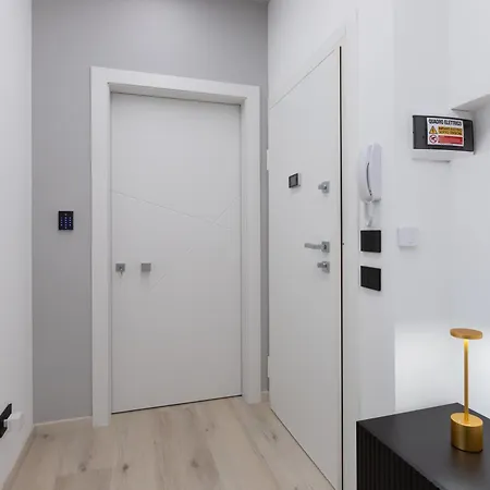 ゲストハウス Modern Apartment - Borgo Roma