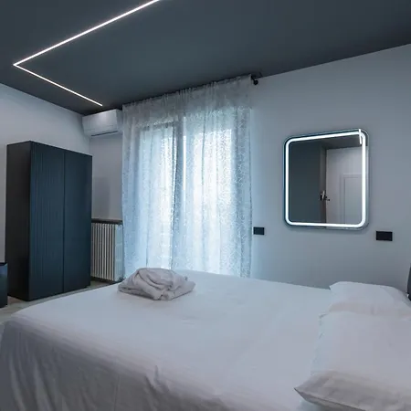 Modern Apartment - Borgo Roma Verona